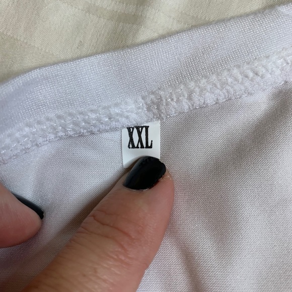 Women’s Graphic Tee Shirt - Picture 3 of 3